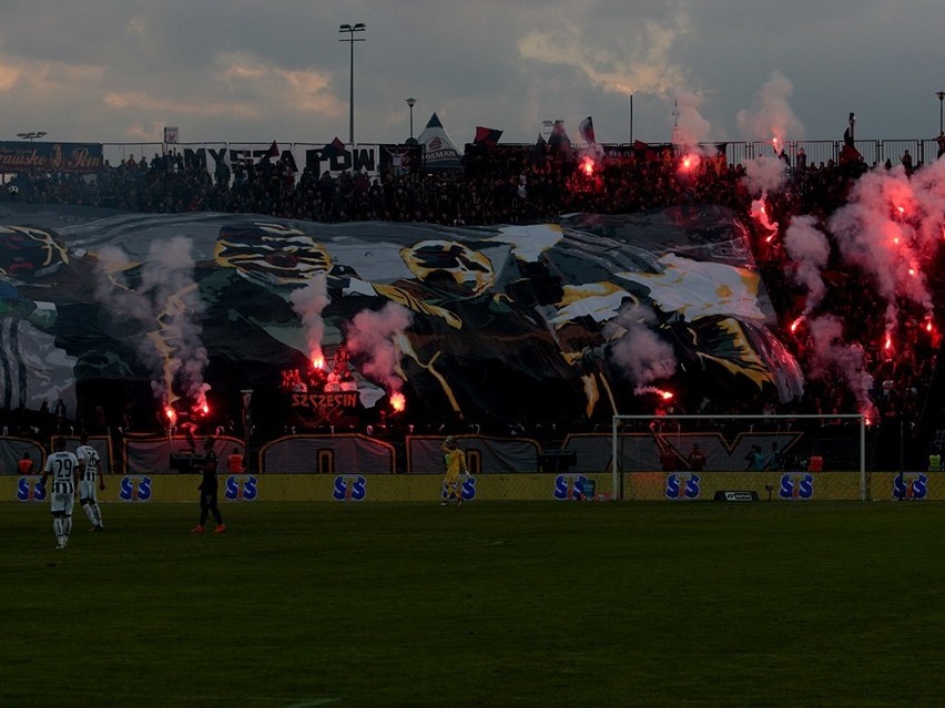 Tak bawiliście się na sobotnim meczu Pogoni z Sandecją! [ZDJĘCIA KIBICÓW]