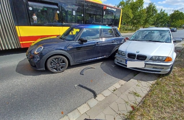 Wypadek na ul. Karkonoskiej we Wrocławiu 15.07.2022