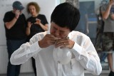 Projekt „Asia Live!” zajechał do Galerii BWA w Zielonej Górze. Wietnamscy artyści uczyli cierpliwości i... uwięzili widzów  