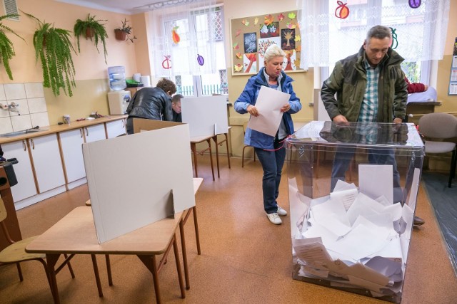 Podczas poprzednich wyborów samorządowych w 2018 roku frekwencja w Krakowie wyniosła 55,26 proc. Jaka będzie w tym roku?