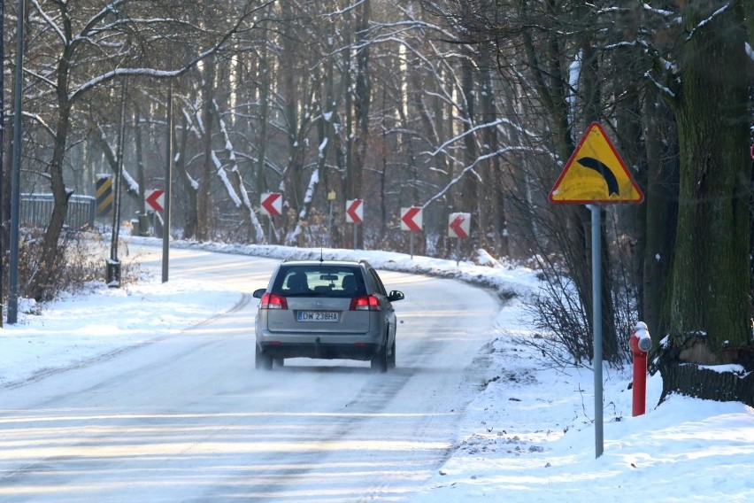 W sobotę 23.01.2021 r. w Gdańsku możliwe oblodzenie dróg. Wydano ostrzeżenie pierwszego stopnia