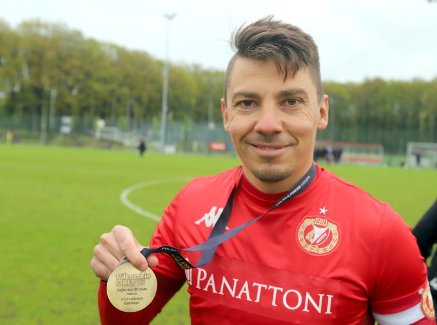 „Piłkarskie Orły”. Daniel Mąka strzela na medal. Wręczyliśmy nagrodę piłkarzowi Widzewa
