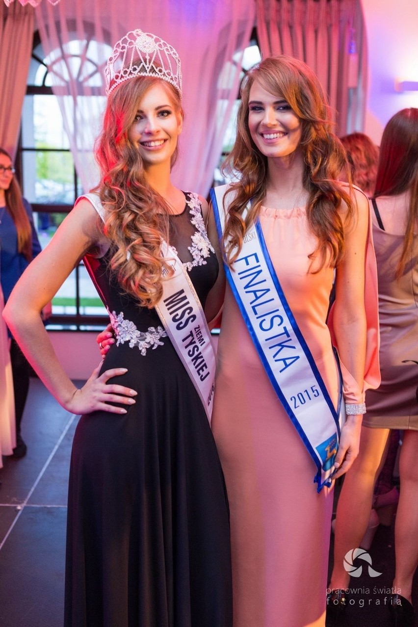 Iza Stróżka, Miss Ziemi Tyskiej 2016 (z lewej) z Joanną...
