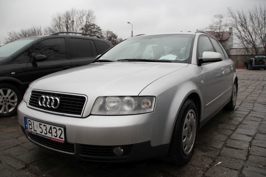 Audi A4, 2001 r., 2,0, klimatronic, ABS, ESP, ASR, centralny...