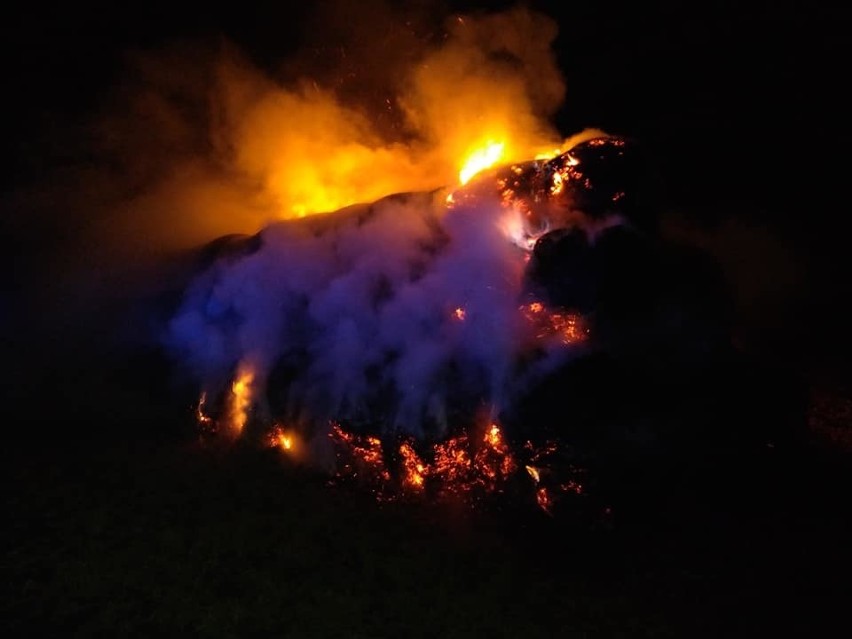 Pożar sterty pod Sadkówkiem (gmina Kąty Wrocławskie)