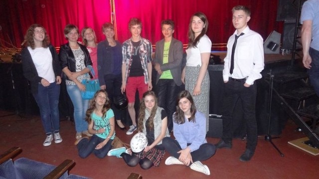Uczniowie z gimnazjum w Błędowie otrzymali wyróżnienie na II Festiwalu Teatrów Szkolnych imienia Wojciecha Siemiona w Grójcu.