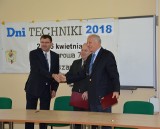 Dni Techniki w "Staszicówce".  Zachwycające pokazy i nowe zawody (ZDJĘCIA) 