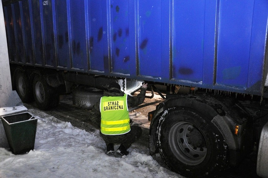 45 - letni Ukrainiec, kierowca samochodu ciężarowego z...