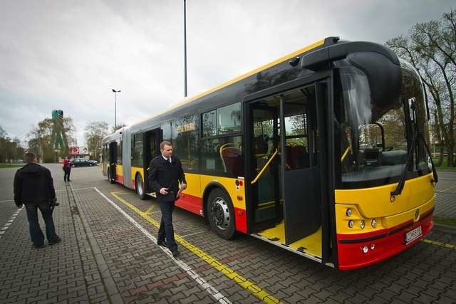 Jeden z autobusów, którym firma KDD trans będzie wozić mieszkańców BydgoszczyJeden z autobusów, którym firma KDD trans będzie wozić mieszkańców Bydgoszczy