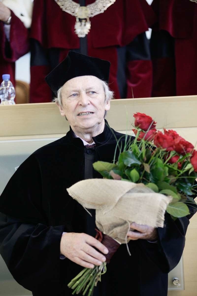 Prof. Franciszek Grucza doktorem honorowym UO.