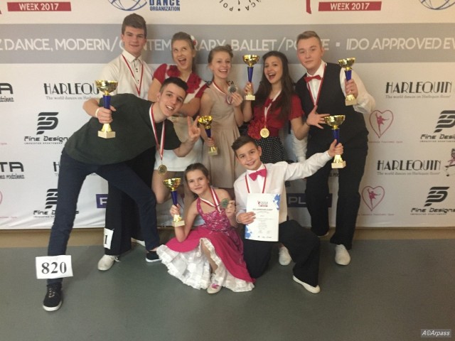 Tancerze z Klubu Boogie Woogie „Kick” Pionki nagrodzeni na Międzynarodowym Festiwalu Tańca w Rawie Mazowieckiej.