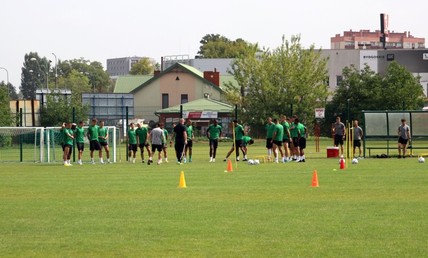 Radomiak w komplecie trenuje przed meczem z Koroną Kielce. Zobacz zdjęcia z treningu! 