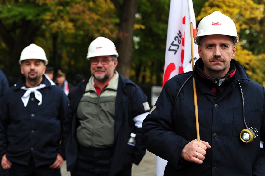 Protest górników w Warszawie. Demonstracja związkowców z...