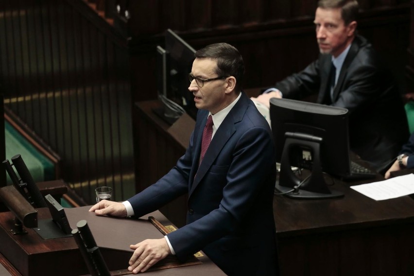 Nowy rząd PiS: Kiedy expose premiera i zaprzysiężenie? Wieczorem spotkanie Mateusza Morawieckiego, Andrzeja Dudy i Jarosława Kaczyńskiego