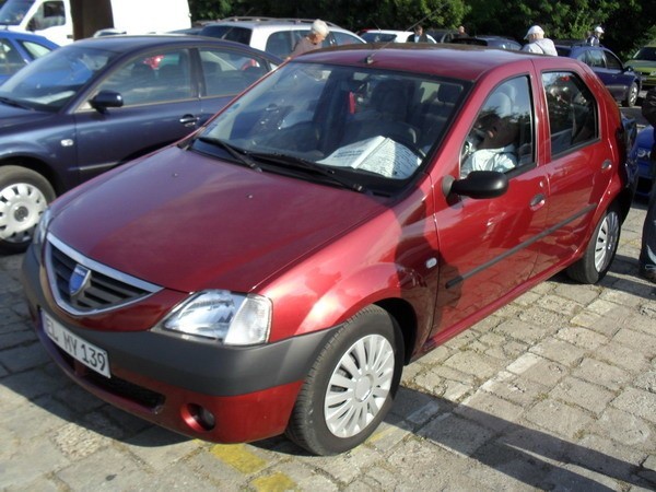 Dacia Logan, 2006 r., 1,5 DCI, klimatyzacja, 2x airbag, ABS, wspomaganie kierownicy, centralny zamek, komputer pokladowy, elektryczne szyby i lusterka, 15 tys. 800 zl + koszt rejestracji