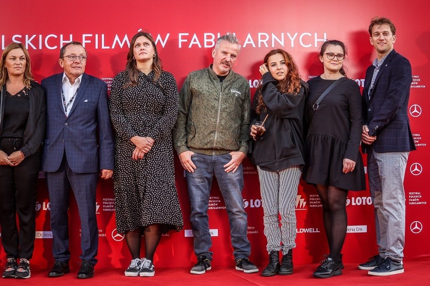 Festiwal filmowy Gdynia 2021. Gwiazdy na czerwonym dywanie.