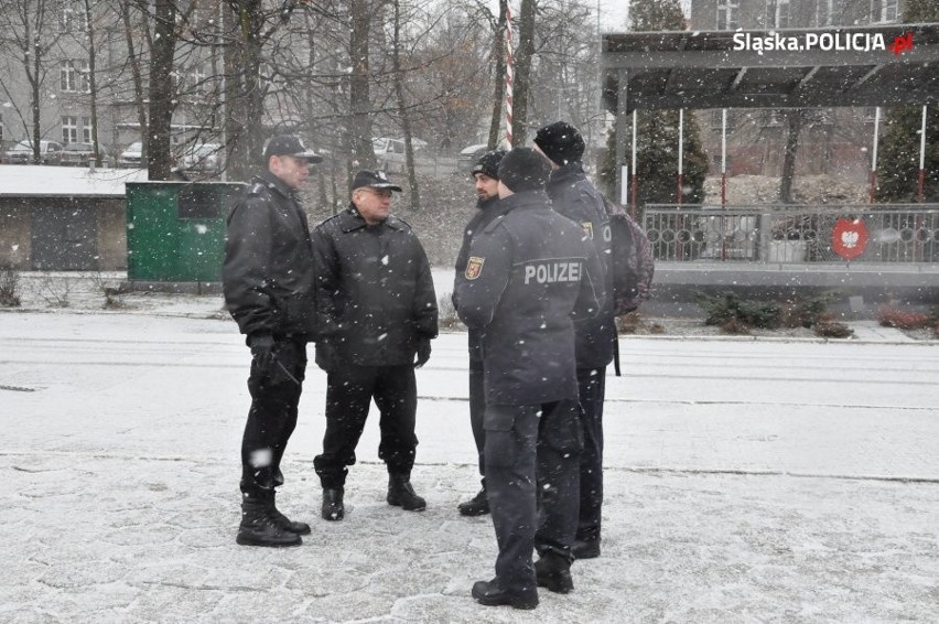 Pokaz policjantów z Katowic dla niemieckich kursantów