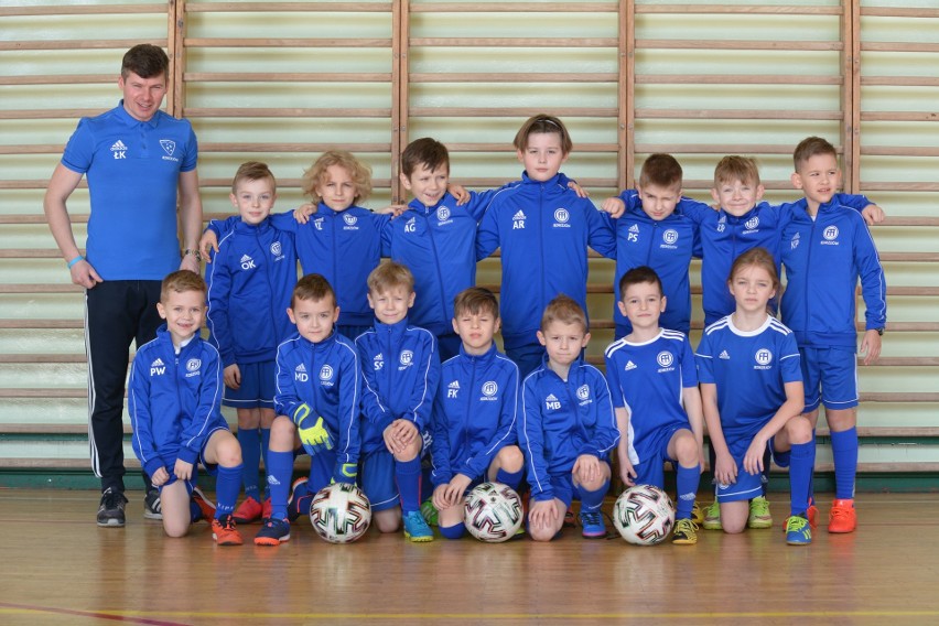 Młodzi piłkarze Football Academy Jędrzejów (rocznik 2012-13)...