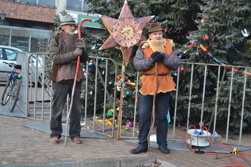 Częstochowa: Wigilia dla ubogich na Starym Rynku [ZDJĘCIA]