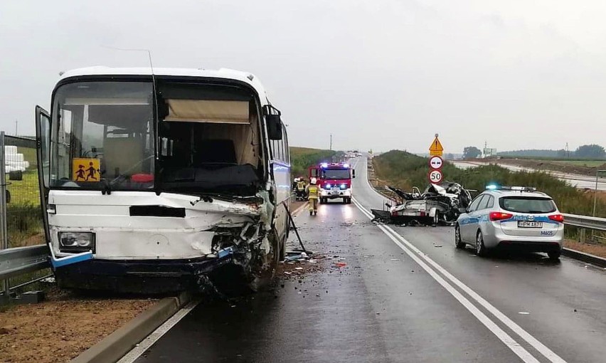 Wypadek śmiertelny na DK 61 w m. Łubiane. Jedna osoba nie...