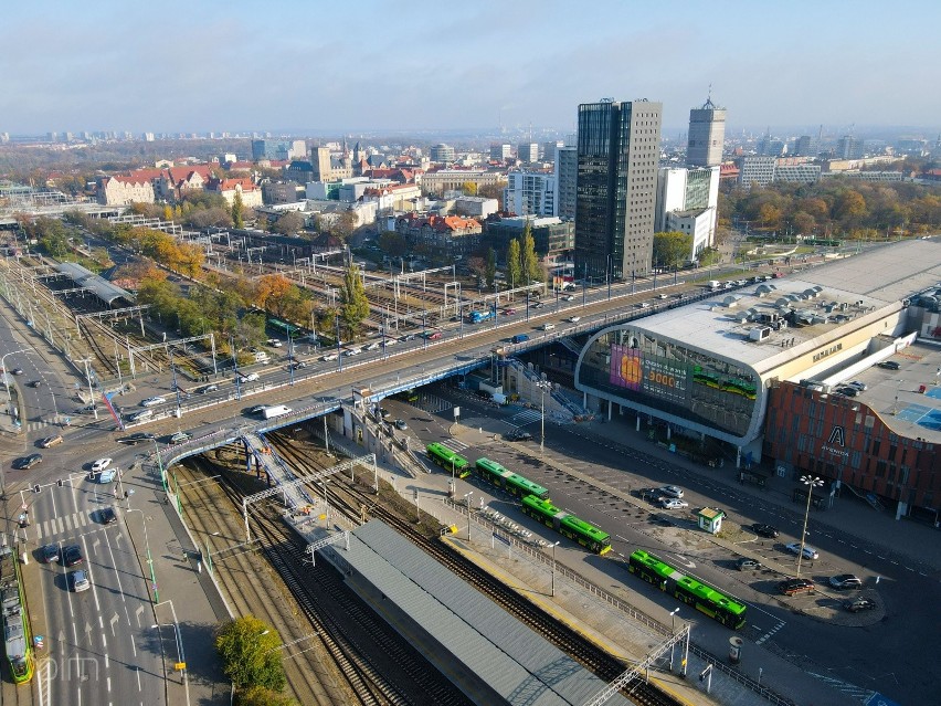 Rozpoczęła się rozbiórka schodów przy moście Dworcowym