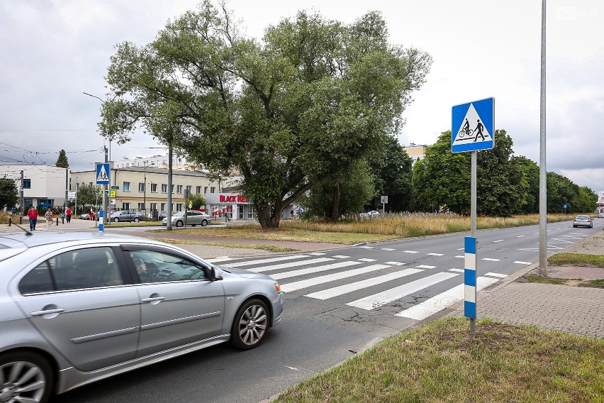 Mieszkańcy skarżą się na niebezpieczne przejście. Co z sygnalizacją świetlną?