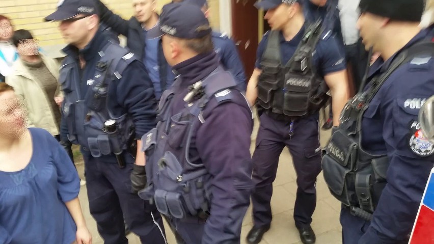Interwencja policji na Barszczańskiej w Białymstoku