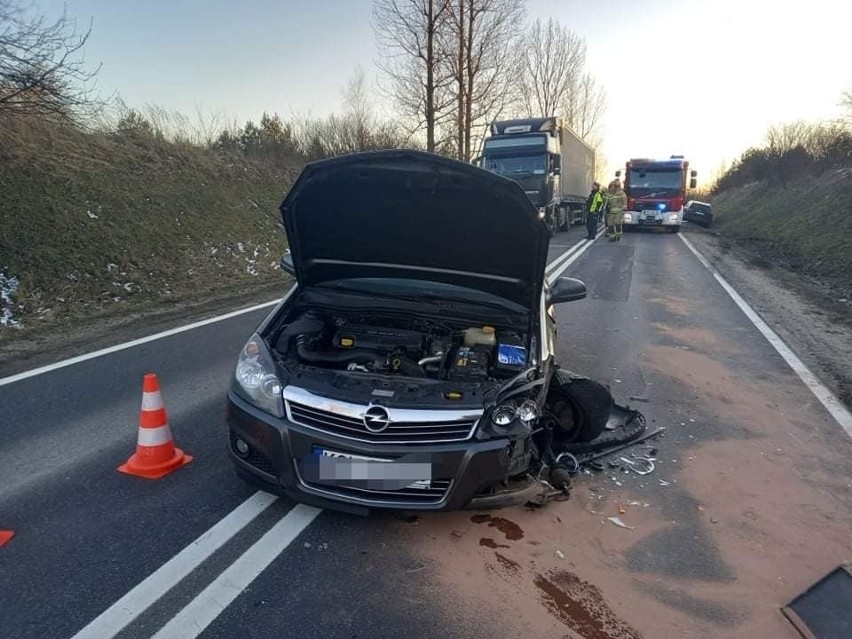 Na drodze między Olkuszem a Kluczami doszło do zderzenia...