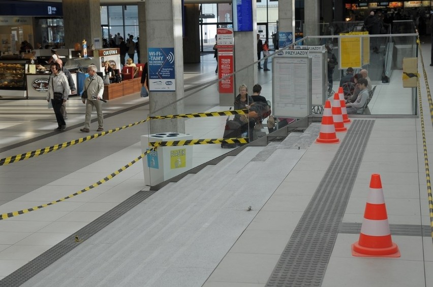 Dworzec Katowice jest remontowany w ramach gwarancji