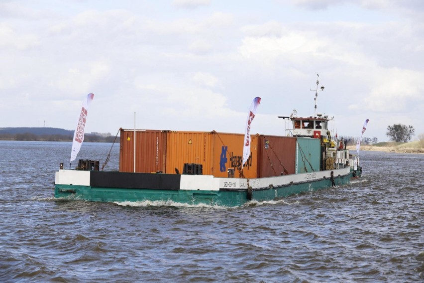 Barka miała do pokonania 150 km z Gdańska do Chełmna