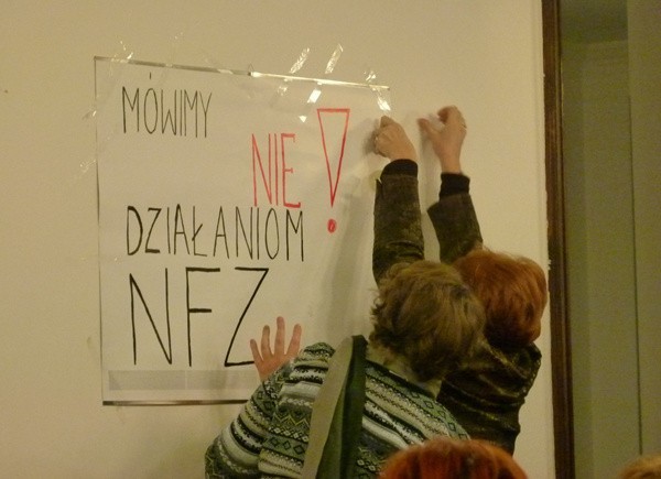 Rada Miejska w Łodzi: O kontraktach NFZ na komisji zdrowia