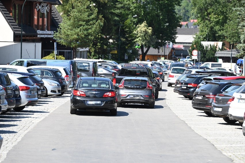 Zakopane. Nadchodzi 15 sierpnia. I najazd turystów. "Zajęte są pokoje nie tylko w Zakopanem"