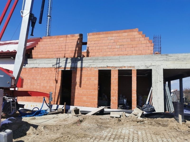 Budowa nowej siedziby przedszkola w Dąbrowie (gmina Kłaj)...