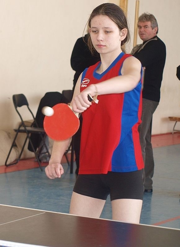 Turniej tenisa stołowego dziewcząt z gimnazjów 