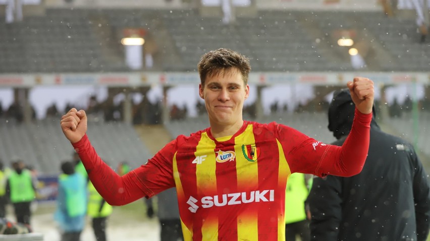 Kacper Kostorz z Korony jest w czołówce rankingu Piłkarskie...