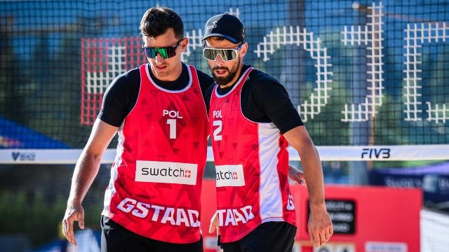 Siatkarze plażowi Michał Bryl i Bartosz Łosiak przegrali w półfinale Beach Pro Tour Elite 16 w Gstaad