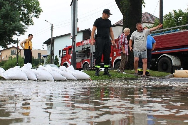 Akcja strażaków w dzielnicy Nowa Wieś w Strzelcach Opolskich