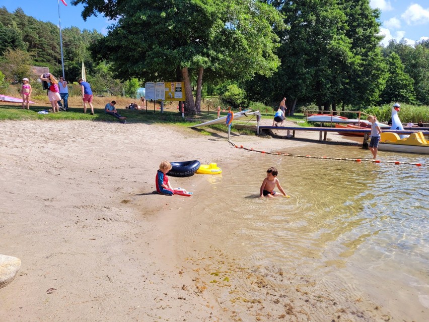 Niewielkie jezioro Wisełka - w Wisełce zapewnia moc atrakcji