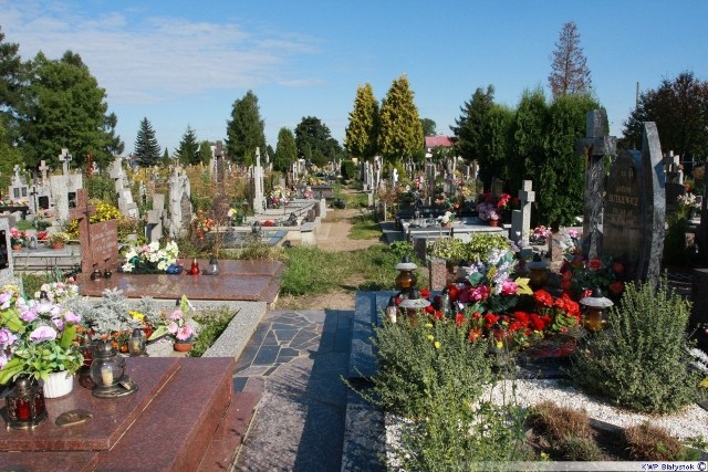 Cmentarz przy ul. Bakałarzewskiej w Suwałkach został ograbiony