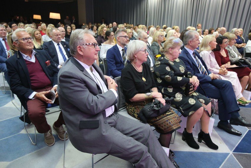 10. jubileuszowa konferencja Dress for Success Poland,...