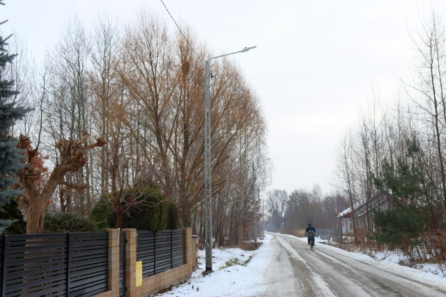 W Małęczynie w gminie Gózd, mieszkańcy doczekali się oświetlenia