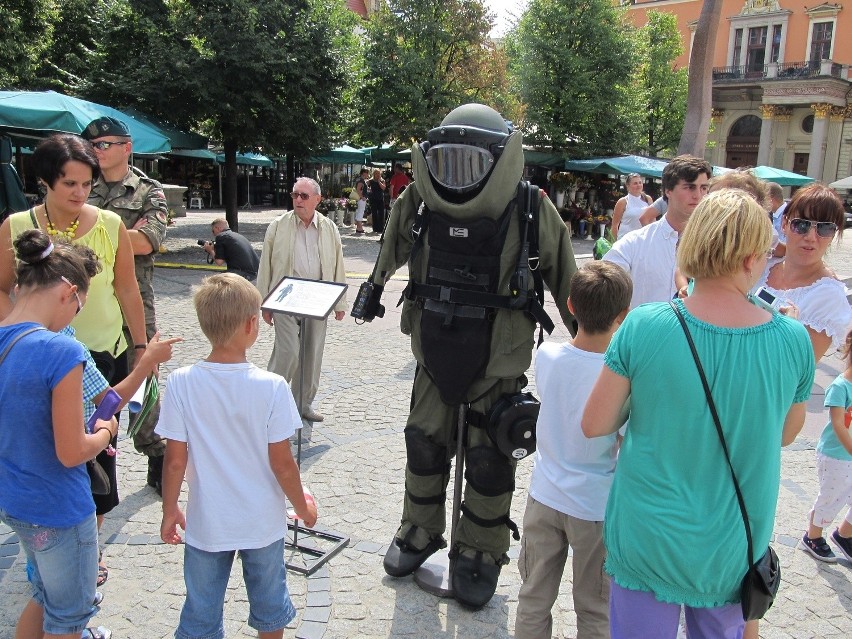 Wrocław: Święto Wojska Polskiego na Rynku i placu Solnym (ZDJĘCIA)