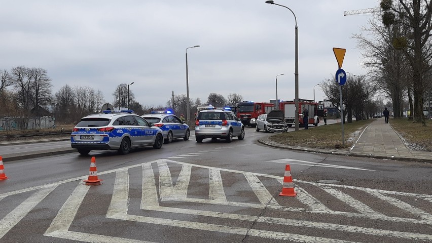 Wypadek z udziałem policjanta na ul. Towarowej w Białymstoku...