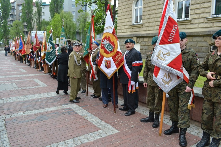 Bielsko-Biała: Defilada z okazji Święta Konstytucji 3 Maja