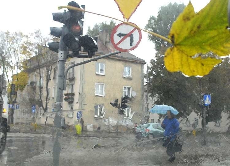 Od rana nie dziala sygnalizacja świetlna na skrzyzowaniu...