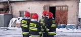Pożar w Koszalinie. Strażacy gasili ogień w zakładzie produkcji zapałek (zobacz film i zdjęcia) 