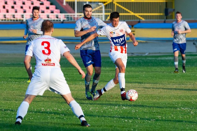 Fragmenty sparingu KP Polonia Bydgoszcz - BKS Bydgoszcz 1:3.