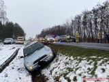 Zderzenie dwóch samochodów w Wydartowie. Kierowca zasnął za kierownicą