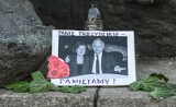Wojewódzkie obchody ósmej rocznicy katastrofy smoleńskiej. Marsz portretów na Stary Rynek [ZDJĘCIA]