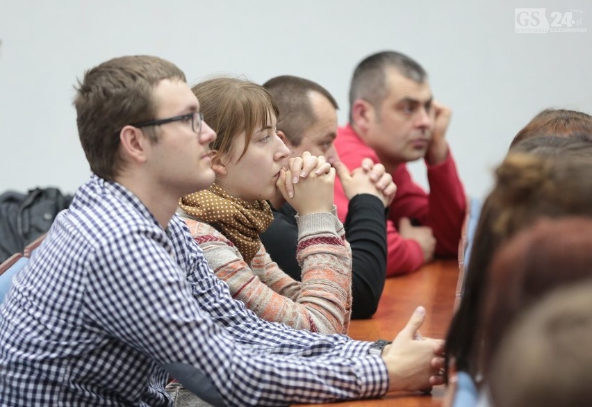 Debata "Uchodźcy zagrożeniem czy szansą dla starzejącej się...